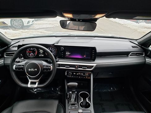 Used 2023 Kia K5 GT-Line w/ GT-Line Premium Package image 13