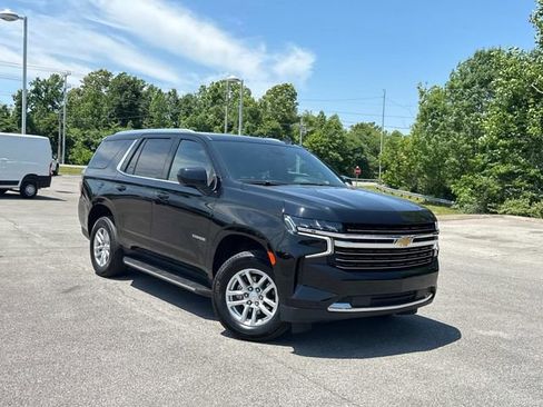 Used 2024 Chevrolet Tahoe LT AWD/4WD image 2