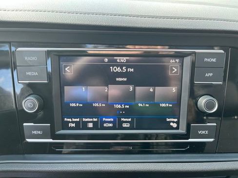Used 2023 Volkswagen Jetta SE FWD image 27