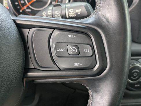 Used 2021 Jeep Wrangler Unlimited Sport image 24
