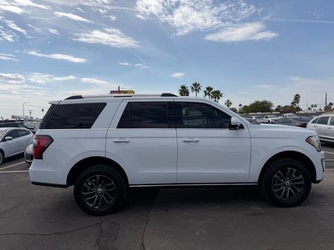 Used 2019 Ford Expedition Limited image 13