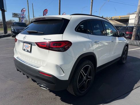 Used 2023 Mercedes-Benz GLA 250 4MATIC image 9