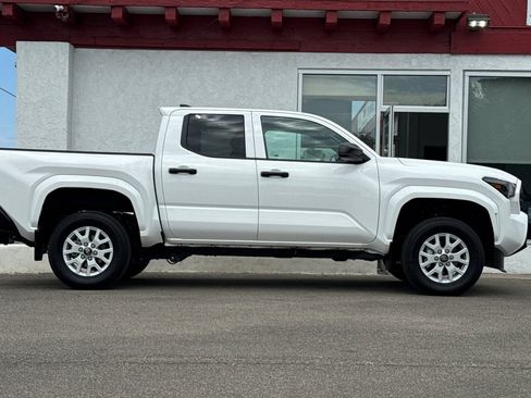 Used 2024 Toyota Tacoma SR RWD image 3
