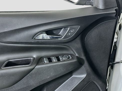 Used 2019 Chevrolet Equinox LT FWD image 15