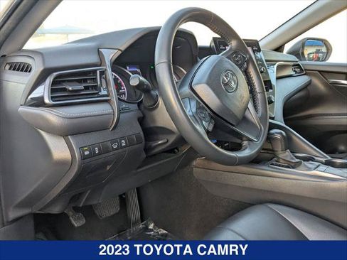 Used 2023 Toyota Camry SE FWD image 12