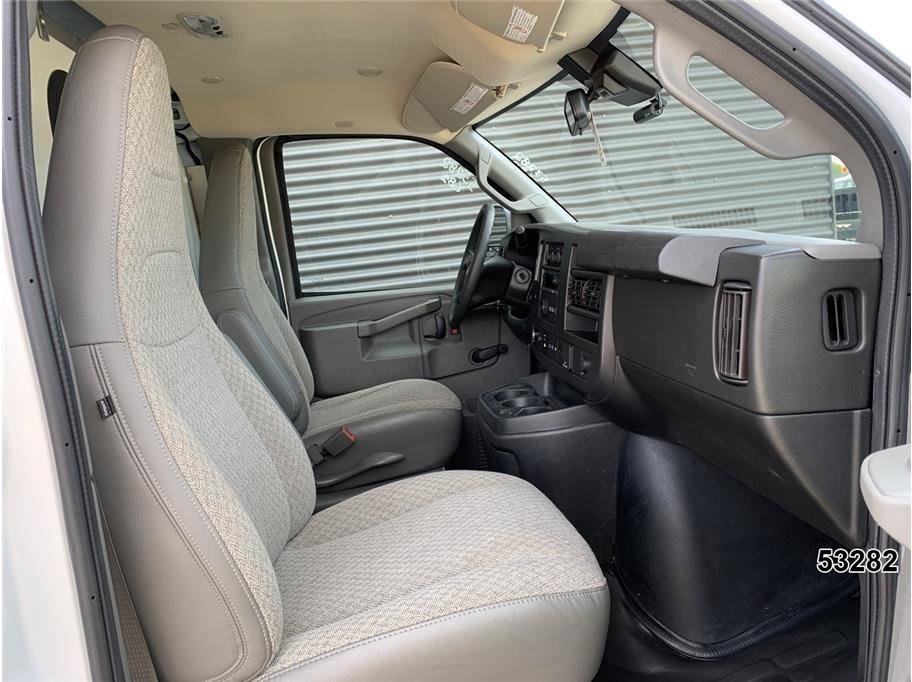 Used 2020 Chevrolet Express 2500 RWD image 26