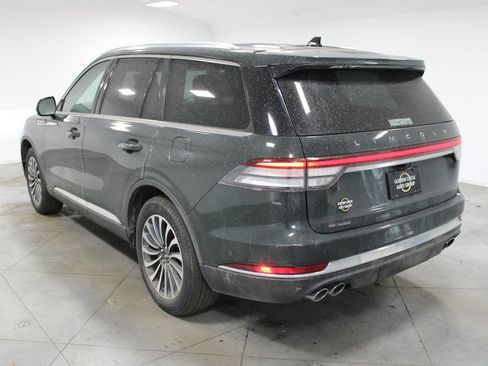 Used 2023 Lincoln Aviator Reserve w/ Equipment Group 201A image 7