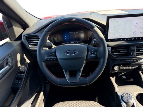 Used 2024 Ford Escape ST-Line Select w/ Tech Pack #1 image 12