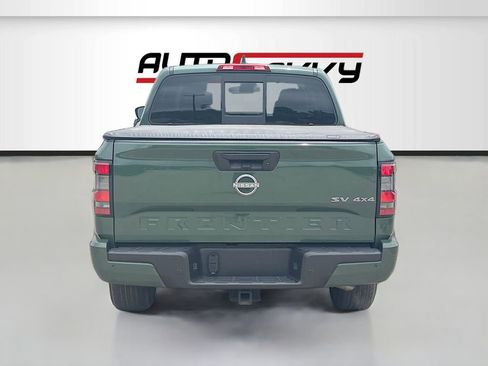 Used 2022 Nissan Frontier SV w/ SV Premium Package AWD/4WD image 6