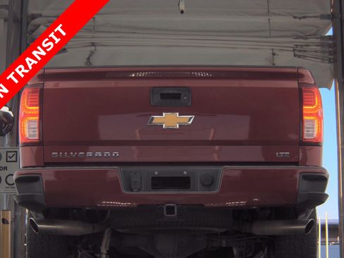 Used 2018 Chevrolet Silverado 1500 LTZ Z71 image 4