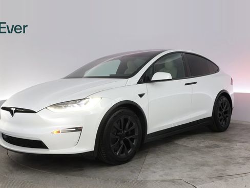 Used 2023 Tesla Model X AWD/4WD image 2