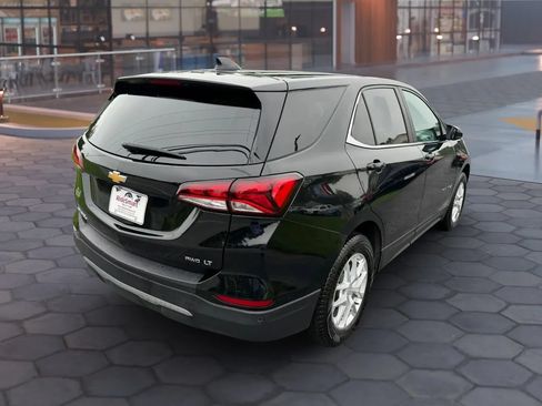 Used 2024 Chevrolet Equinox LT w/ Driver Convenience Package AWD/4WD image 11