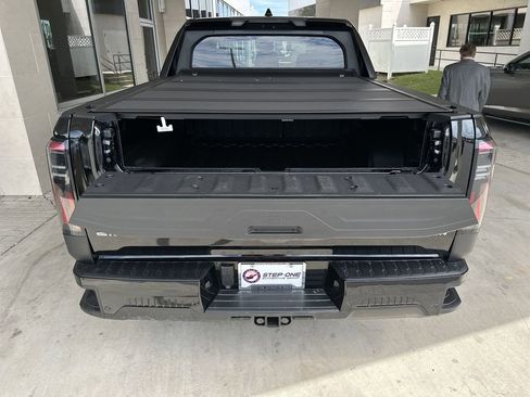 New 2026 GMC Sierra EV Elevation w/ Premium Package image 31