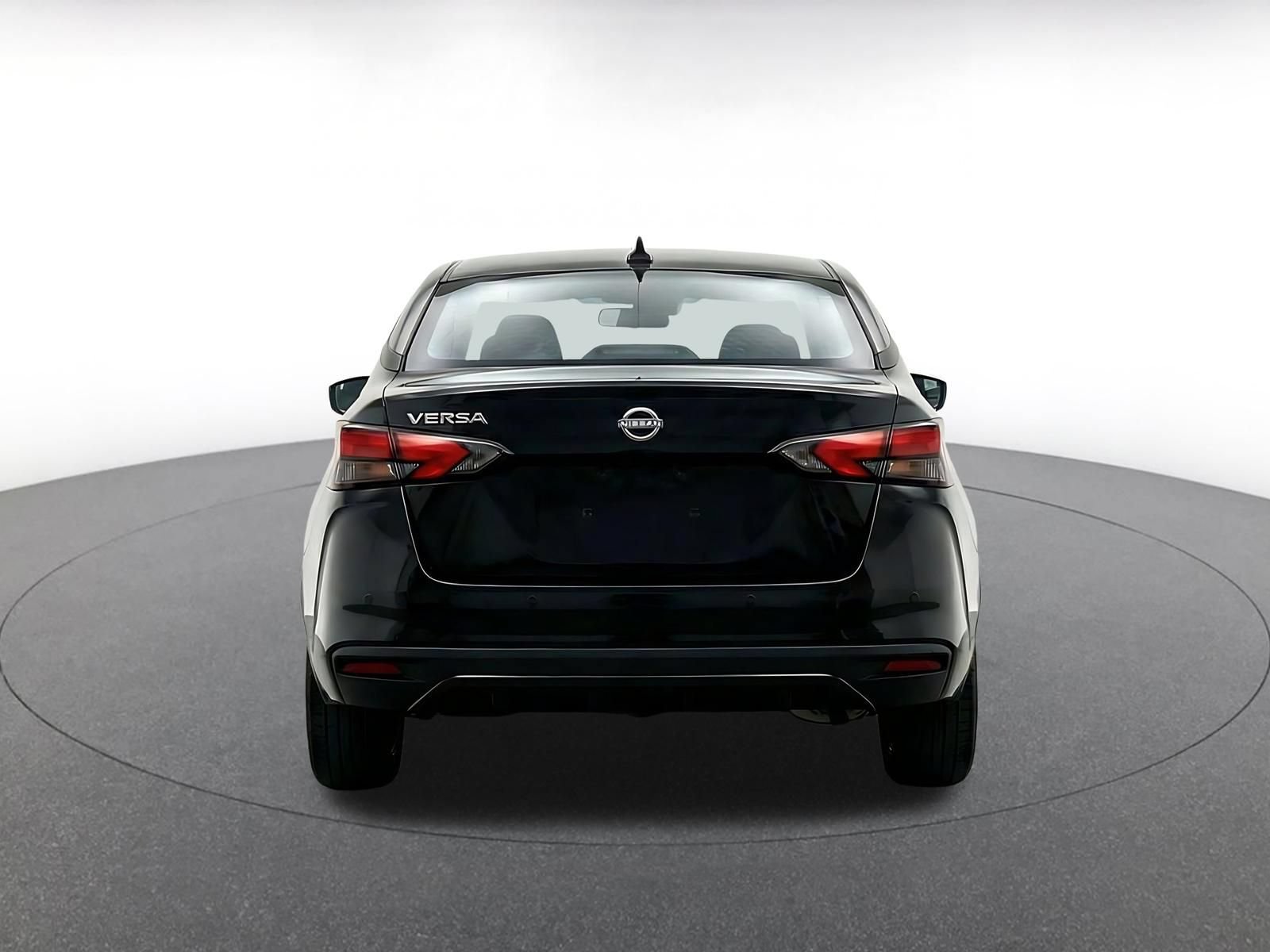 Used 2025 Nissan Versa SV FWD image 7