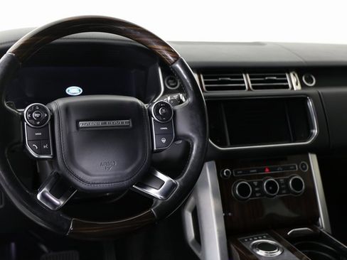 Used 2016 Land Rover Range Rover HSE image 3