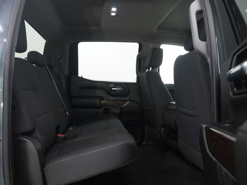 Used 2021 GMC Sierra 1500 SLE image 12