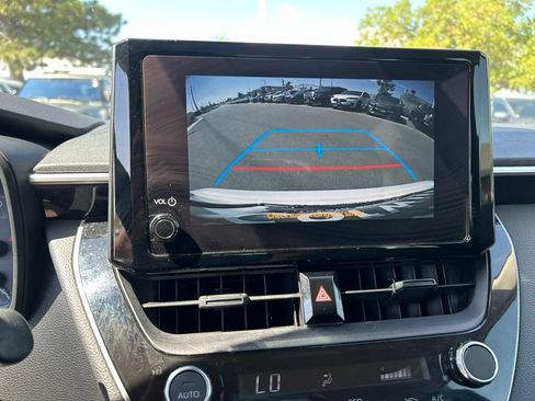 Used 2024 Toyota Corolla LE FWD image 30