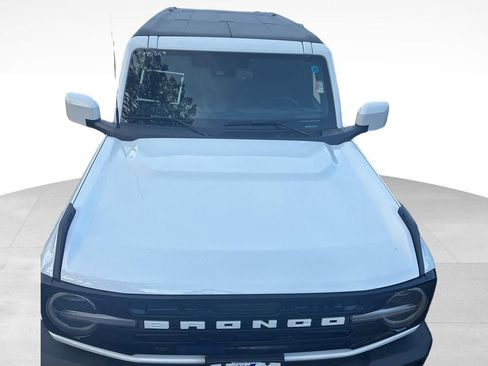New 2025 Ford Bronco Outer Banks image 7