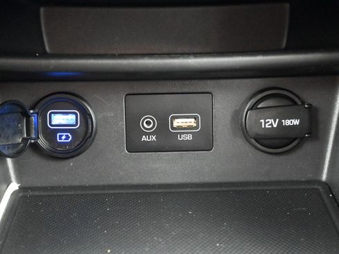Used 2020 Hyundai Kona SE FWD image 18