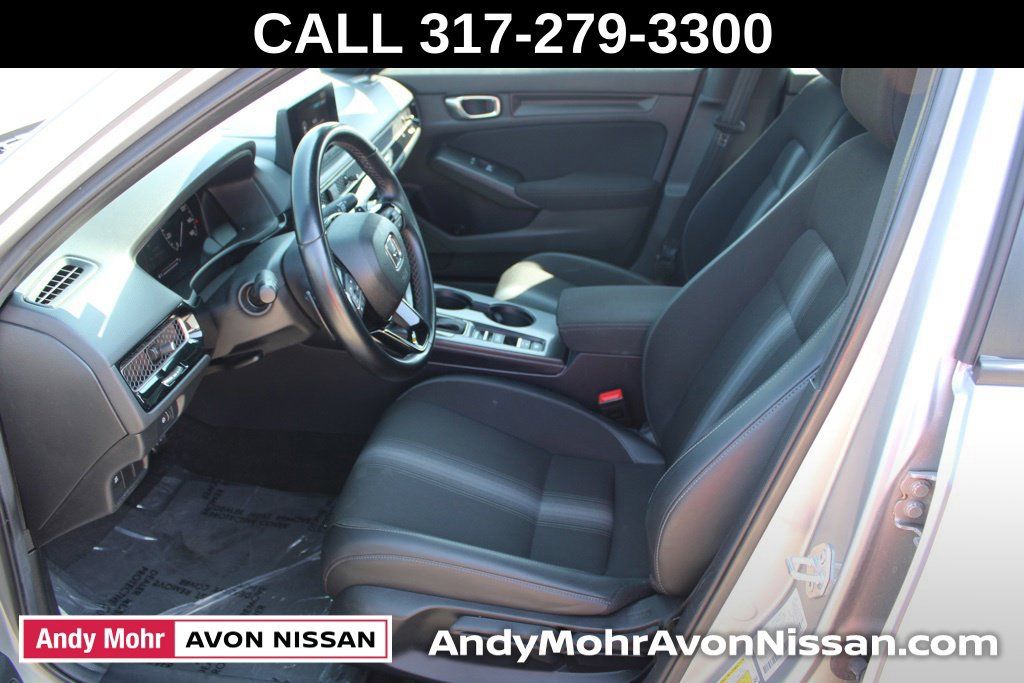 Used 2025 Honda Civic Sport image 15