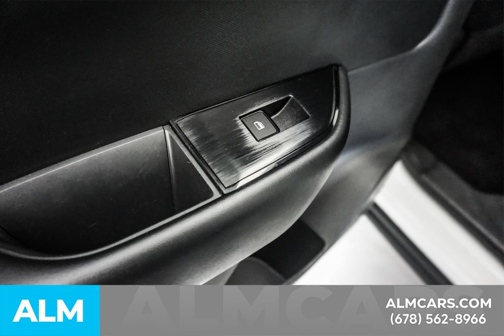 Used 2024 Nissan Rogue S FWD image 48