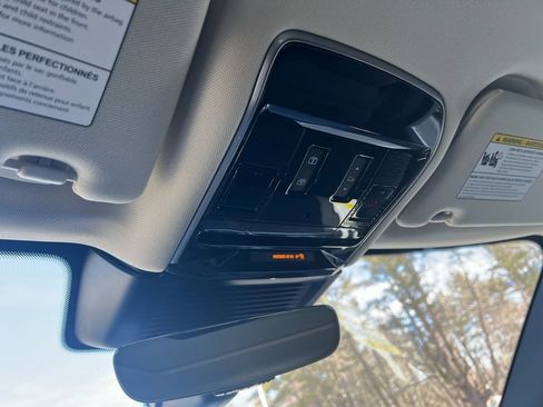 New 2026 Land Rover Range Rover Long Wheelbase SE image 20