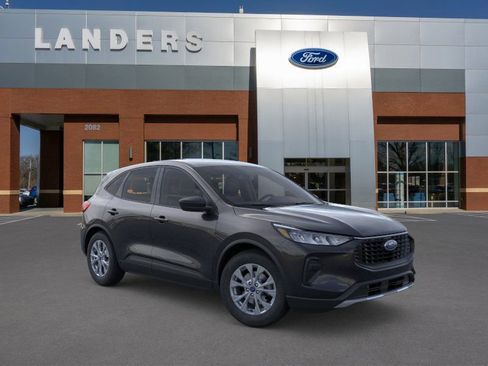 New 2026 Ford Escape Active w/ Active Premium Tech Pack image 7