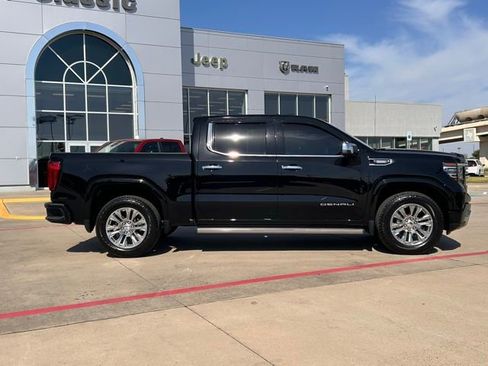 Used 2023 GMC Sierra 1500 Denali w/ Technology Package image 14