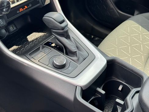 Used 2024 Toyota RAV4 XLE image 21