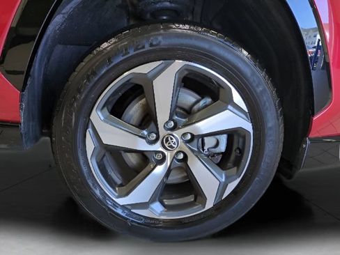 Used 2023 Toyota RAV4 SE w/ Weather & Moonroof Package AWD/4WD image 30