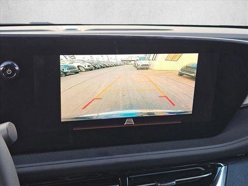 New 2025 Buick Envista Avenir image 13