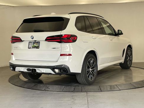 New 2026 BMW X5 xDrive40i w/ M Sport Package AWD/4WD image 5