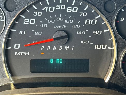 New 2025 GMC Savana 2500 w/ Driver Convenience Package image 21