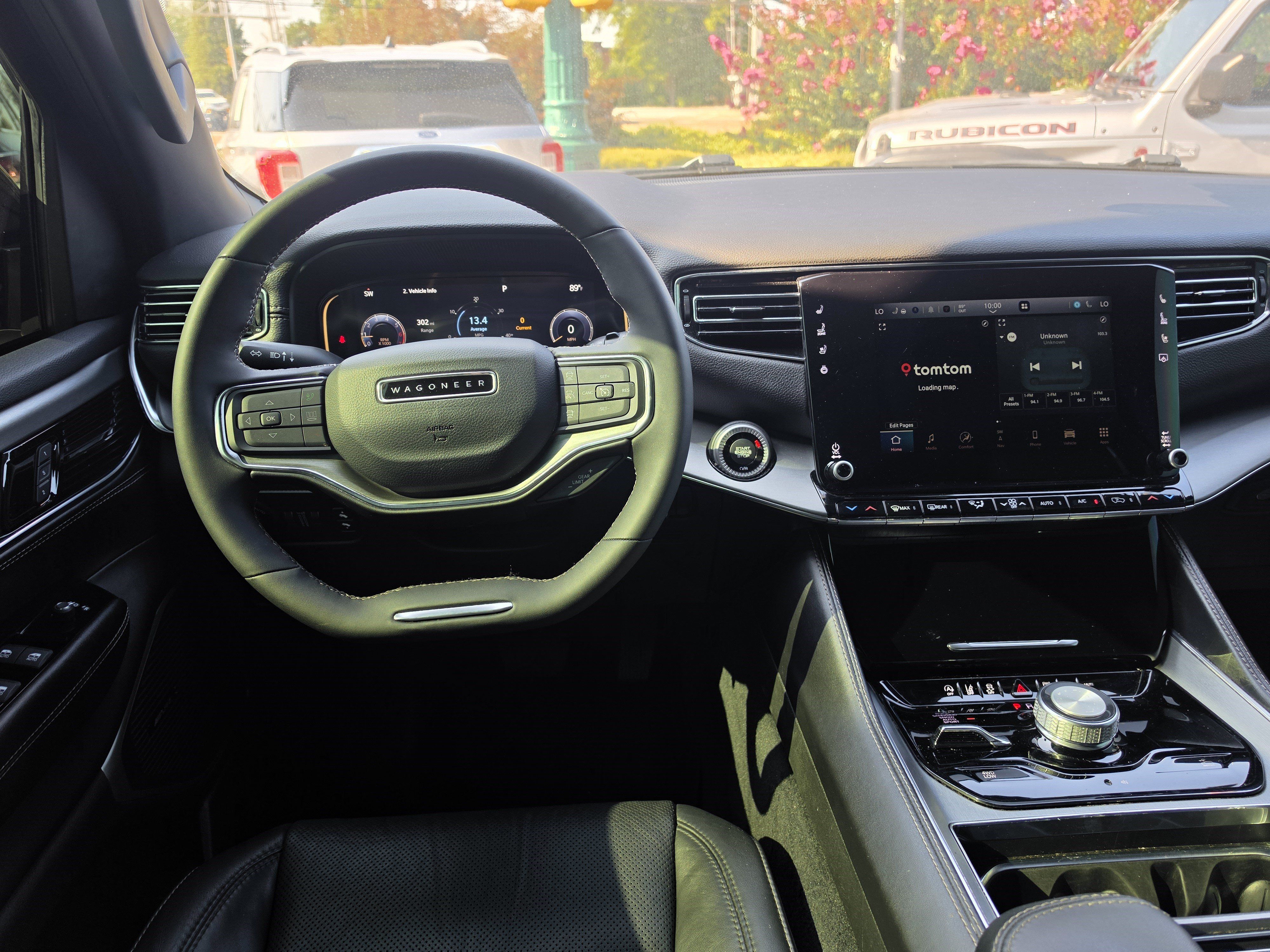 Used 2023 Jeep Wagoneer Series II AWD/4WD image 10
