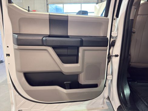 Used 2018 Ford F250 XL w/ Power Equipment Group AWD/4WD image 26