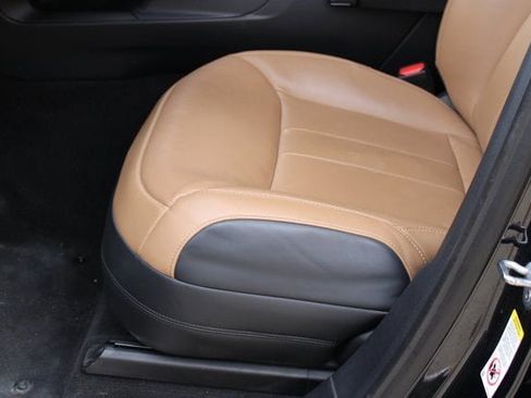 Used 2023 Land Rover Range Rover Sport SE Dynamic image 15