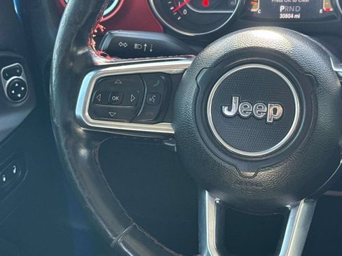 Used 2020 Jeep Gladiator Rubicon w/ Uconnect 4C Nav & Sound Group AWD/4WD image 14
