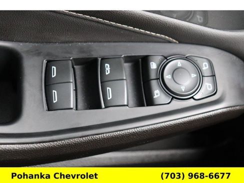 Certified 2023 Chevrolet Traverse LT w/ LT Premium Package image 18