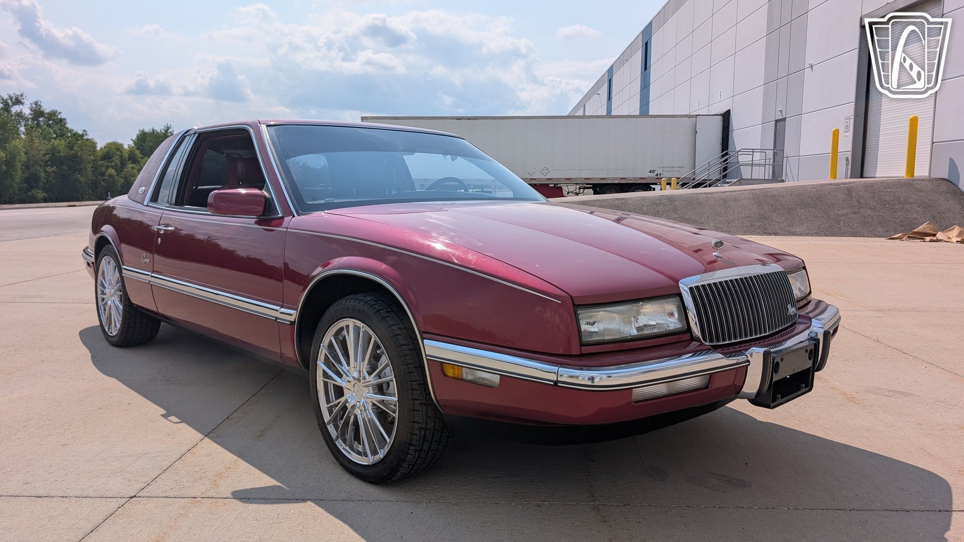 Used 1990 Buick Riviera Coupe FWD image 21