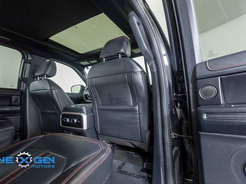 Used 2022 Ford Expedition Max Limited AWD/4WD image 34