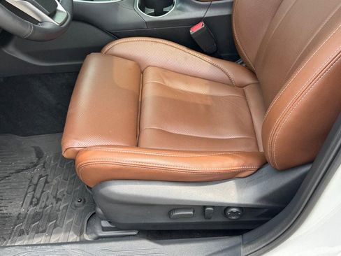 Used 2023 Subaru Outback Touring XT AWD/4WD image 24