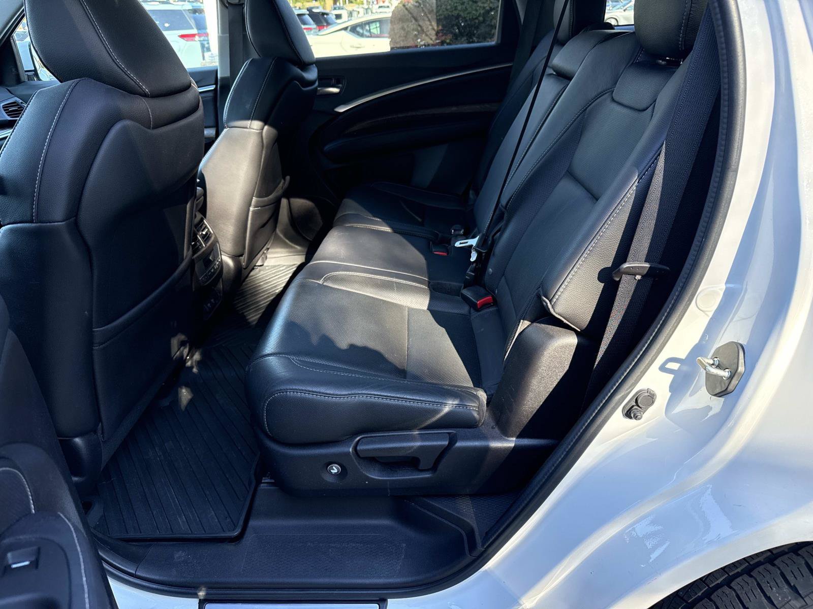Used 2020 Acura MDX w/ Technology Package AWD/4WD image 28