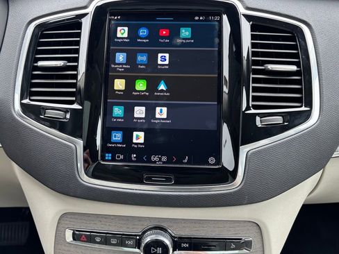 Certified 2025 Volvo XC90 T8 Plus w/ Protection Package Premier AWD/4WD image 10