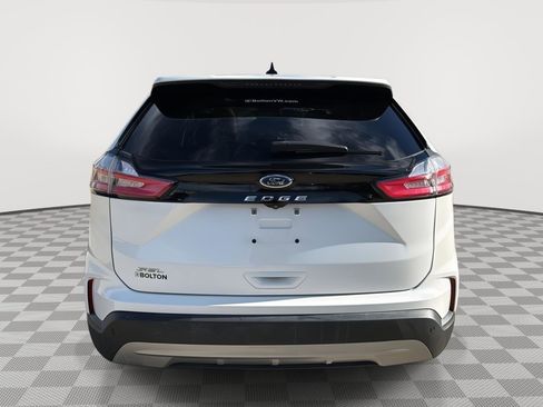 Used 2021 Ford Edge SEL w/ Convenience Package image 4