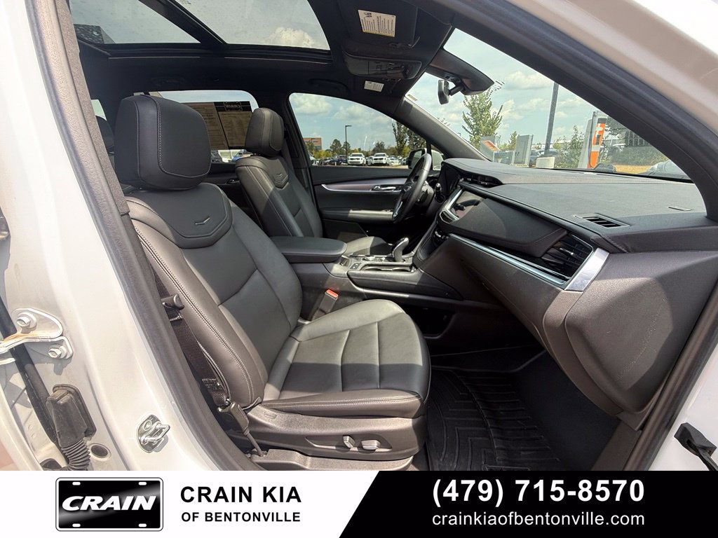 Used 2024 Cadillac XT6 Luxury AWD/4WD image 29