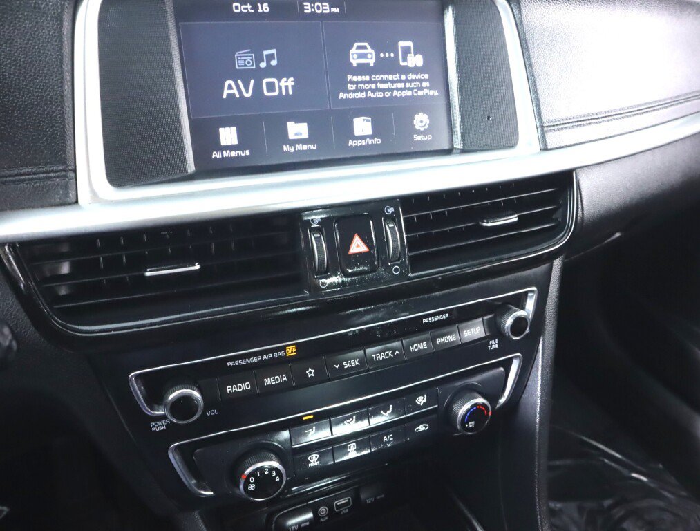 Used 2020 Kia Optima LX FWD image 16