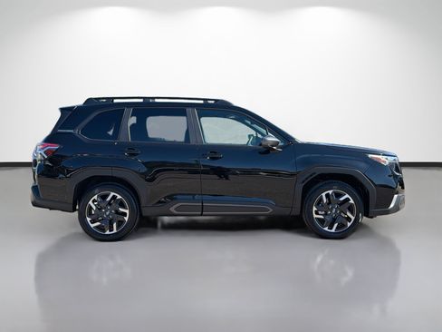 Used 2026 Subaru Forester Limited AWD/4WD image 2