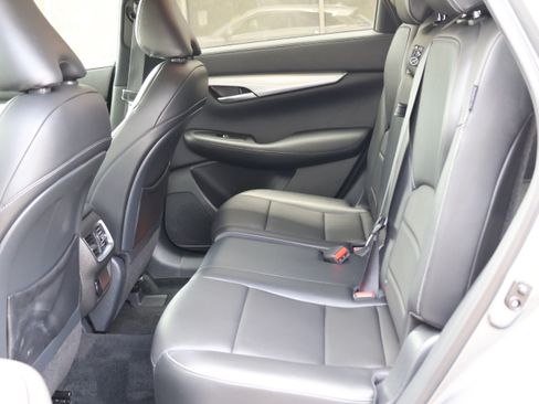 Used 2021 INFINITI QX50 Luxe w/ Cargo Package AWD/4WD image 17