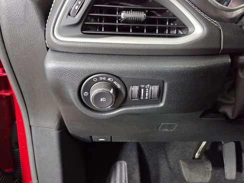 New 2026 Chrysler Pacifica Select image 19