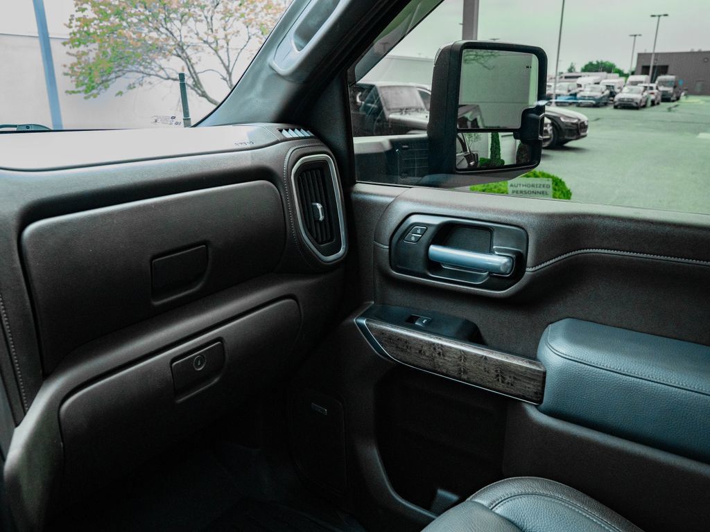 Used 2021 GMC Sierra 2500 Denali w/ Denali Ultimate Package AWD/4WD image 38